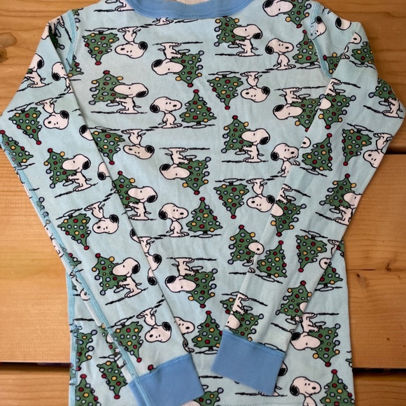 Hanna Anderson Snoopy Christmas Tree Pajama Set Size 130 (8 US) Organic - Picture 4 of 8